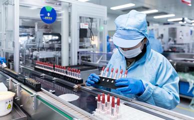 月產(chǎn)近7000萬支，這家化妝品代工廠為何營收增長將超三成？